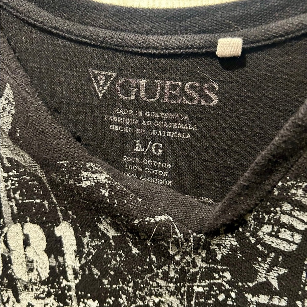 GUESS Men's Charcoal Graphic Tee - Picture 2 of 2